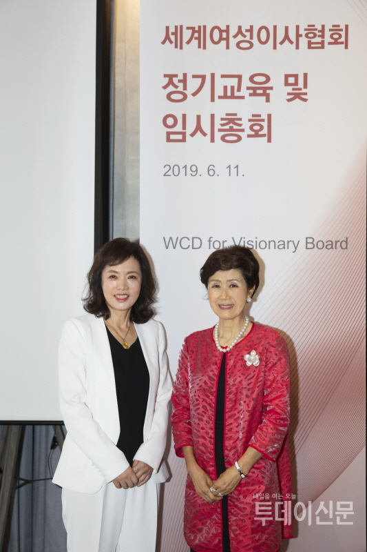 세계여성이사협회 한국지부 이복실(왼쪽) 회장과 손병옥 초대 회장 ⓒ이복실 회장 제공