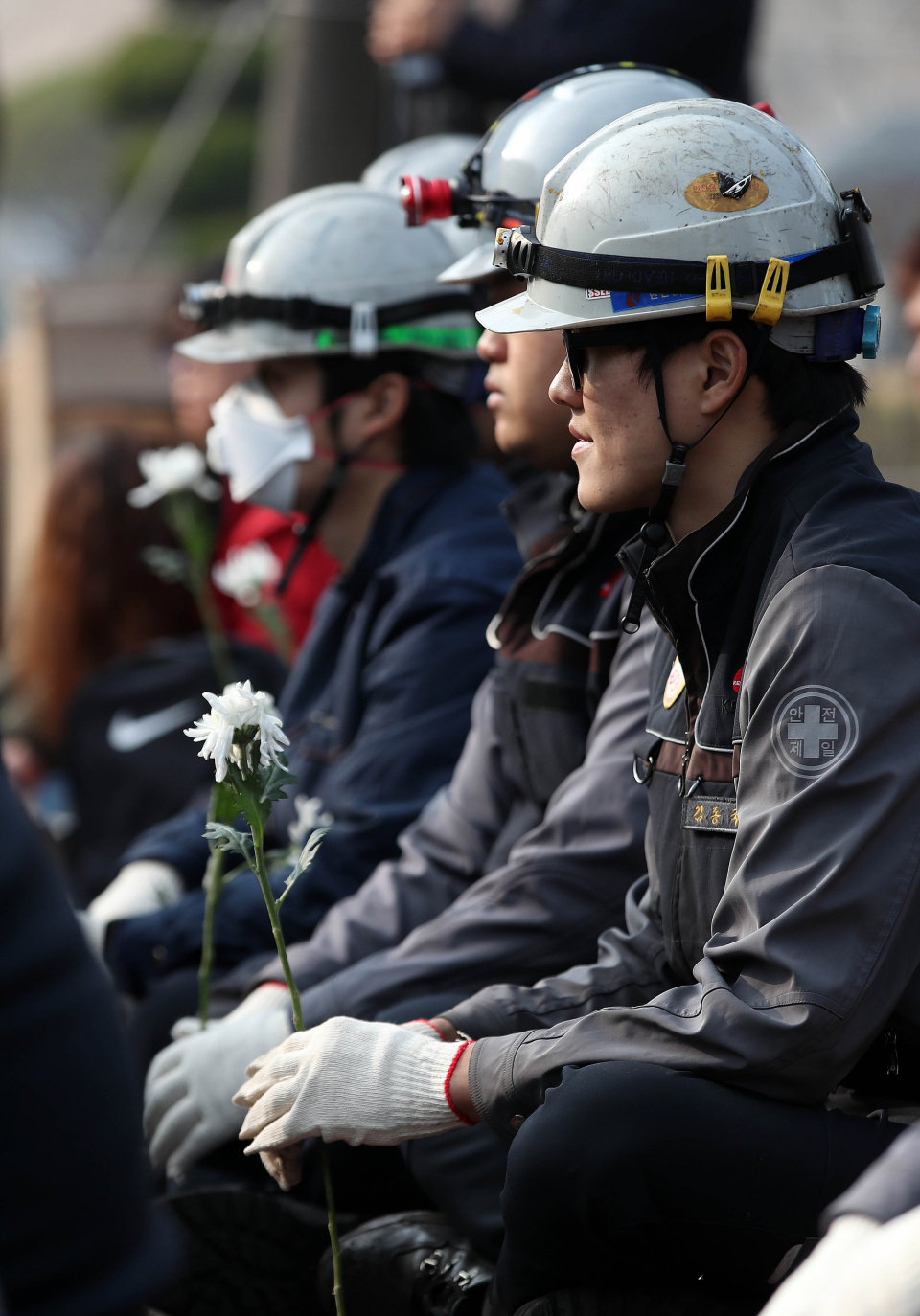 故 김용균 씨 1주기인 10일 오후 충남 태안군 한국서부발전 태안화력발전소에서 추모제