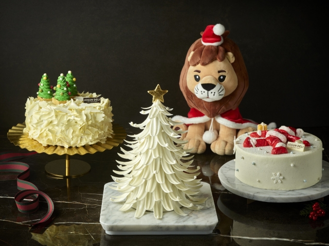 조선팰리스 서울 강남, 럭셔리 컬렉션 크리스마스 케이크. (가운데)‘화이트 트리 스페셜 케이크’는 예약이 모두 마감됐다. ⓒ조선호텔앤리조트