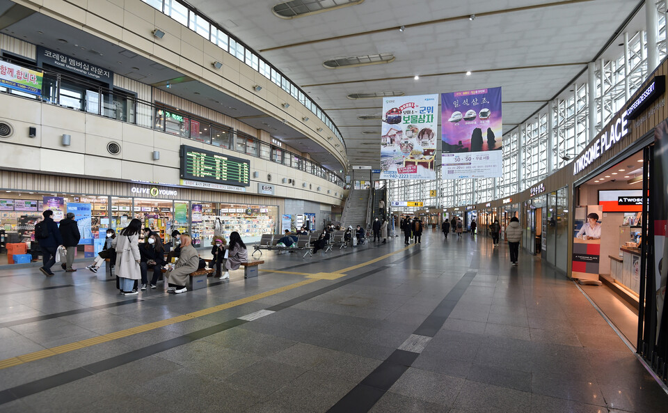 대구 동구 신암동 동대구역 대합실 전경 . '위 사진은 기사와 직접 관련 없음'&nbsp;&nbsp;ⓒ뉴시스<br>