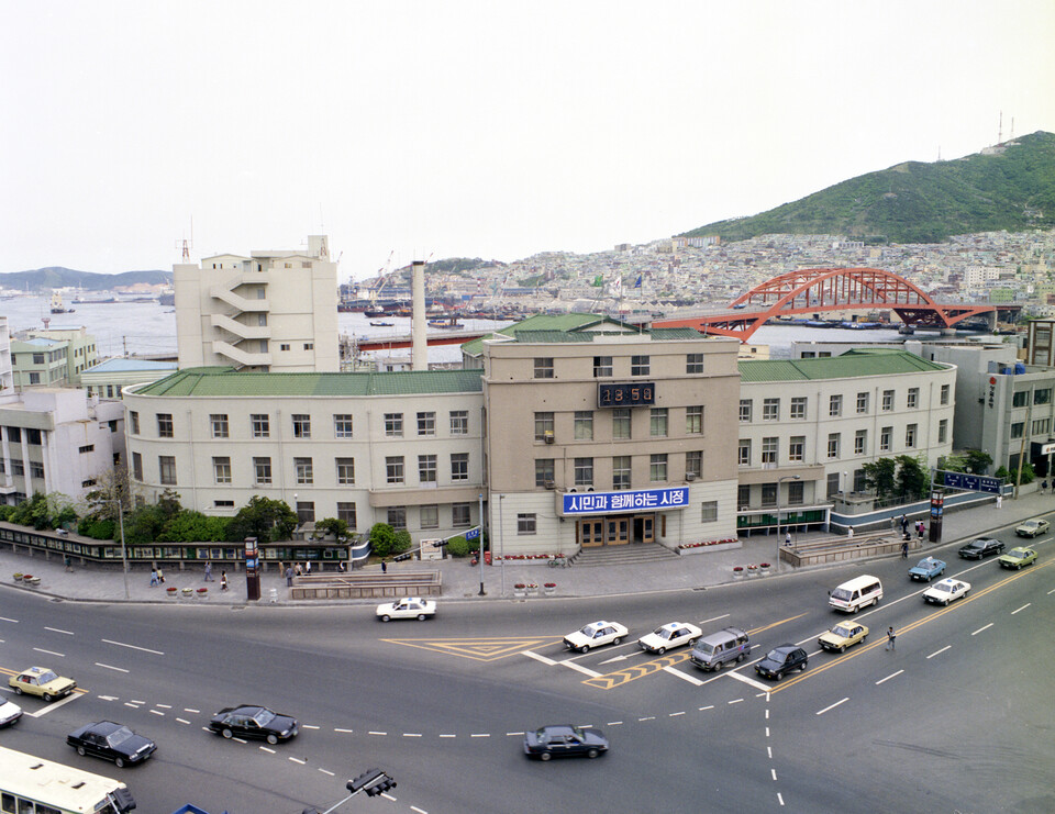 부산 중구 옛 부산시청사 모습 [사진제공=뉴시스}]<br>