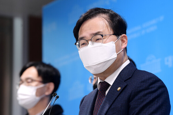 산업기술의 유출방지 및 보호에 관한 법률 개정안을 대표발의한 국민의힘 홍석준 의원 [사진제공=뉴시스]