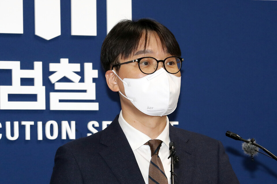 &nbsp;황병주 대검찰청 형사부장이 11일 오후 서울 서초구 대검찰청에서 '전세 사기 관련 대응 방안' 브리핑을 진행하고 있다. [사진제공=뉴시스]<br>