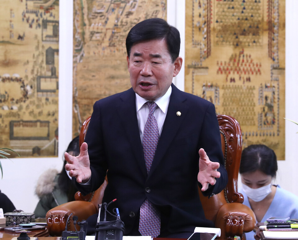김진표 국회의장이 16일 오후 국회에서 여야 원내대표 회동을 주재하며 발언 하고 있다. [사진제공=뉴시스]