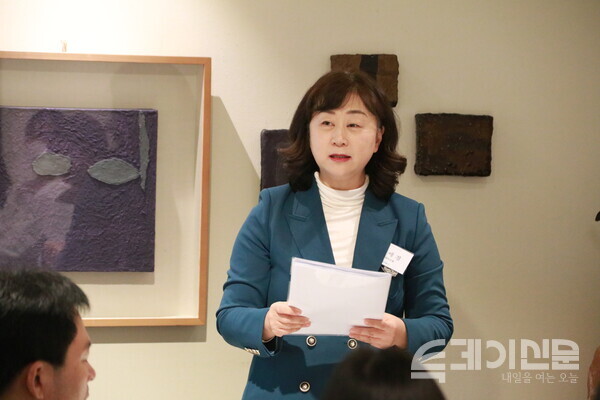 청년플러스포럼 공동위원장인 투데이신문 박애경 대표 ⓒ투데이신문