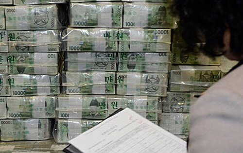 하반기 추가 금리 인상은 금융과 증시의 주요 화두다. [사진출처=뉴시스]