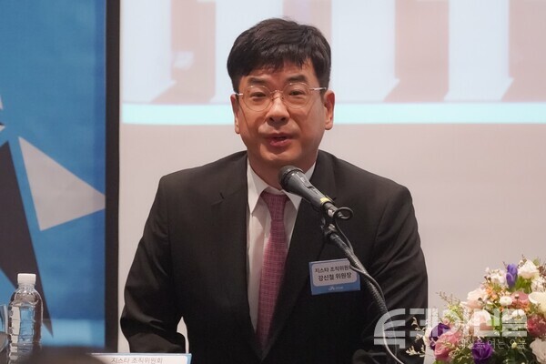 강신철 지스타조직위원장이 취재진의 질문에 답하고 있다. ⓒ투데이신문