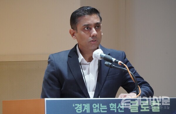 태그하이브 아가르왈 판카즈 대표가 13일 오후 서울 중구 페럼타워 페럼홀에서 열린 ‘제4회 청년플러스포럼’에서 발표하고 있다. ⓒ투데이신문<br>