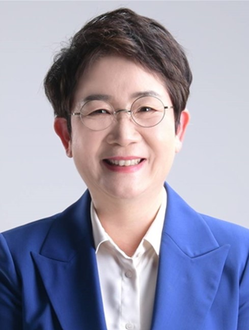 박정현 신임 더불어민주당 최고위원. [사진제공=뉴시스]