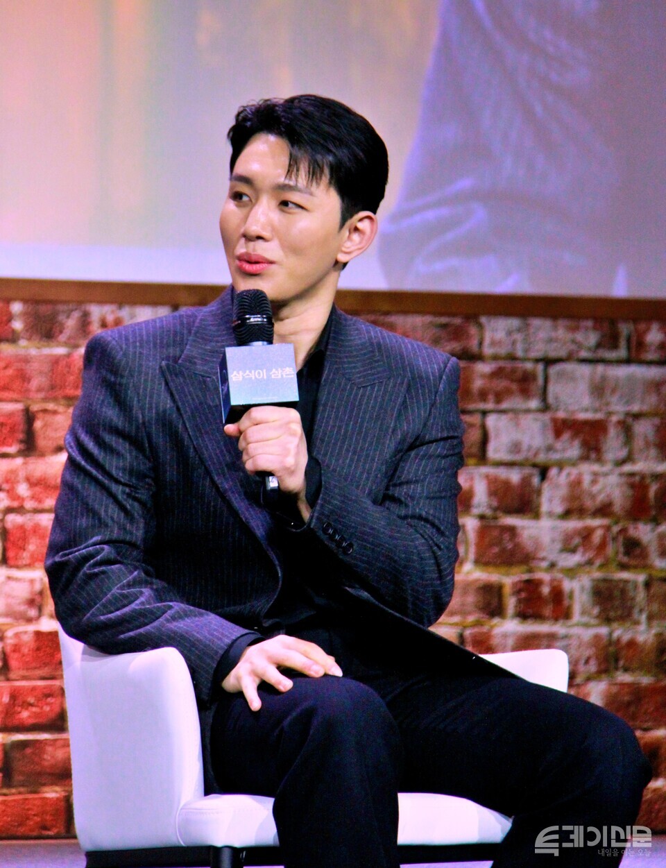 드라마 '삼식이 삼촌' 제작발표회에 참석한 배우 오승훈이 질문에 답하고 있다. ⓒ투데이신문