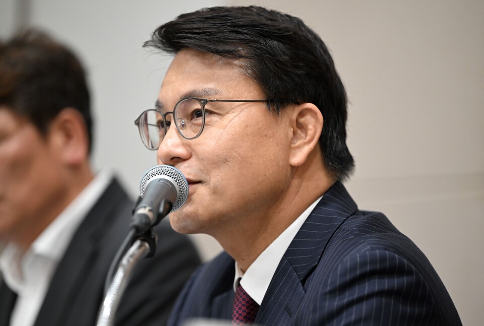 ‘진보의 성지, 호남이 보는 보수’ 토론회가 열린 5일 오전 광주 서구 김대중컨벤션센터에서 국민의힘 윤상현 의원이 발언하고 있다. 2024. 06. 05. [사진제공=뉴시스]