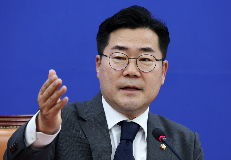 박찬대 더불어민주당 원내대표가 19일 오후 서울 여의도 국회에서 열린 국회 원 구성 관련 기자간담회에서 발언하고 있다. [사진제공=뉴시스]