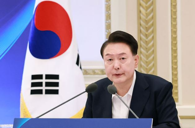 윤석열 대통령이 지난 3일 서울 종로구 청와대 영빈관에서 열린 하반기 경제정책방향 및 역동경제 로드맵 발표'사에서 발언하고 있다. [사진출처=뉴시스]