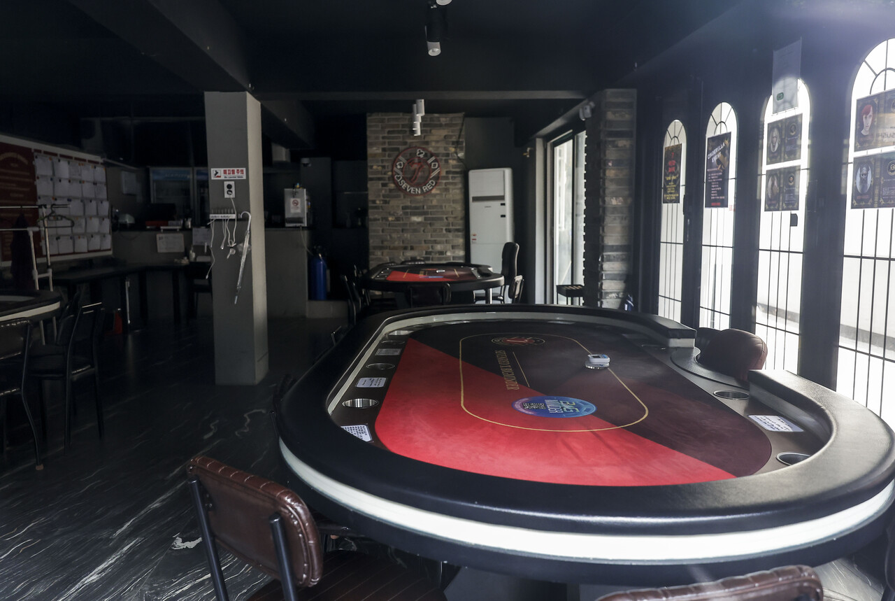 서울 소재 한 홀덤펍의 내부 모습. [사진제공=뉴시스]<br>