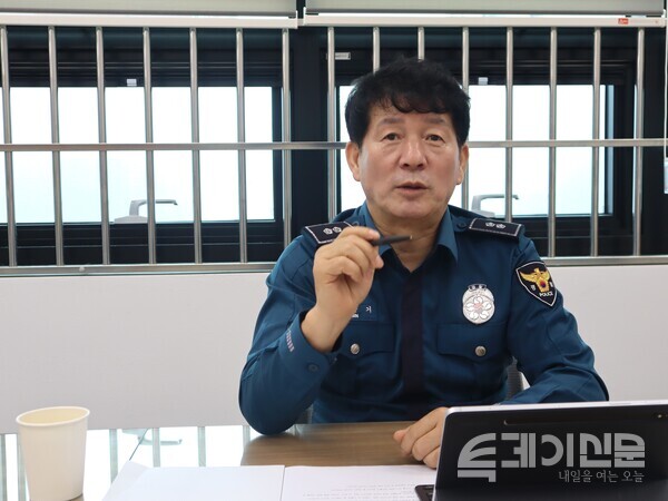 전국경찰직장협의회 민관기 위원장이 인터뷰에 응하고 있다.&nbsp;ⓒ투데이신문