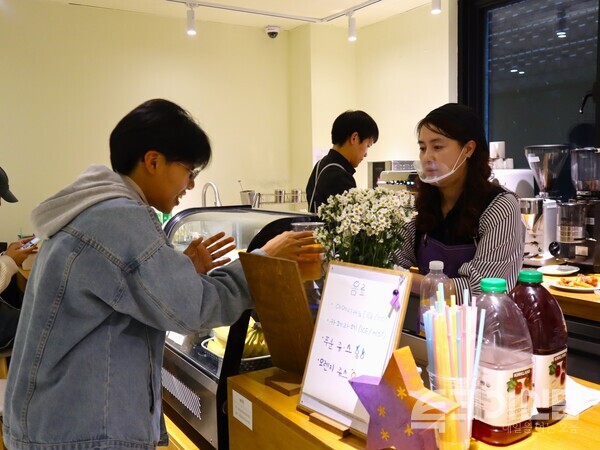 카페하루 이미지