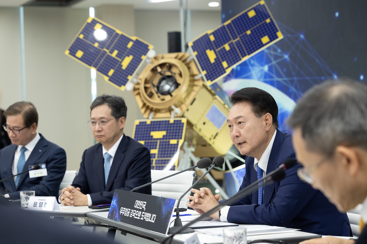 윤석열 대통령이 지난 5월 30일 경남 사천 우주항공청에서 열린 우주항공청 개청식 및 제1차 국가우주위원회에서 발언하고 있다. [사진출처=대통령실/뉴시스]