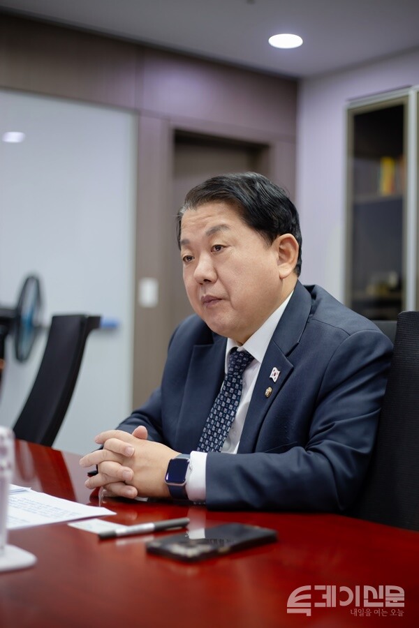 더불어민주당 김병주 최고위원이 탄핵 정국과 관련해 발언하고 있다. ⓒ투데이신문