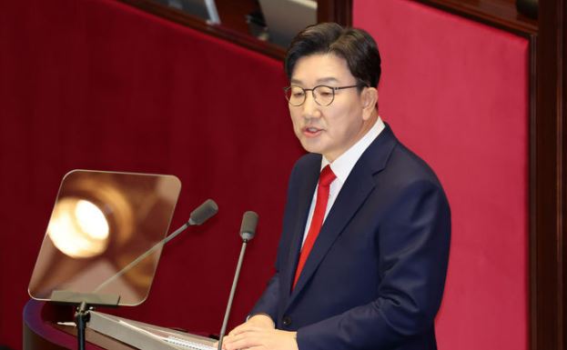 국민의힘 권성동 원내대표가 11일 오전 서울 여의도 국회에서 열린 제422회 국회(임시회) 제3차 본회의에서 교섭단체 대표연설을 하고 있다.&nbsp;[사진출처=뉴시스]<br>