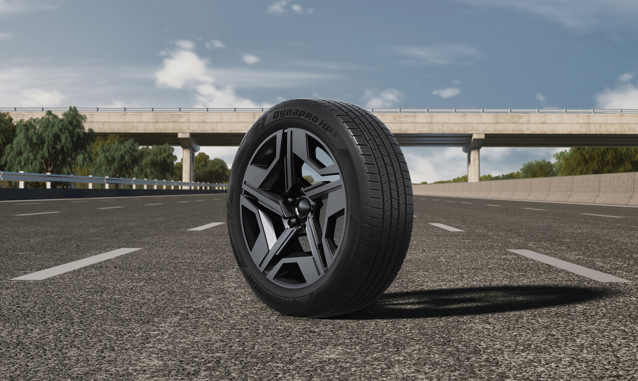 한국타이어 SUV 전용 컴포트 올시즌 타이어 다이나프로 HP3. [사진=한국타이어]