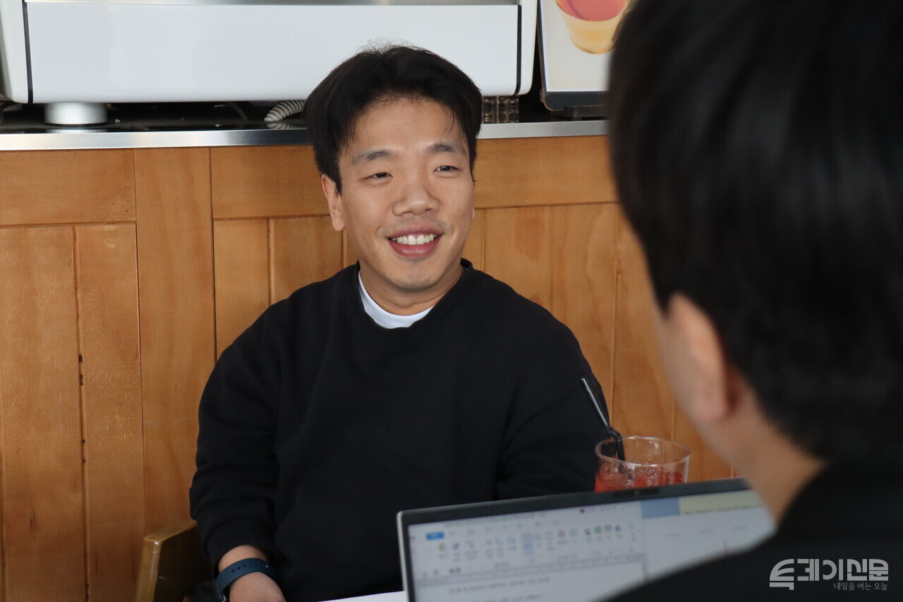 김범진 배우가 본보와의 인터뷰를 진행하고 있다. ⓒ투데이신문