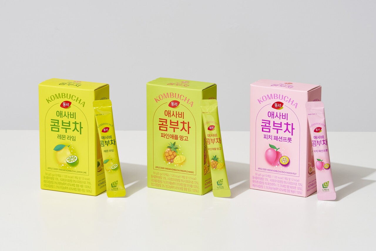 동서식품 신제품 동서 애사비 콤부차 3종 패키지. [사진=동서식품]
