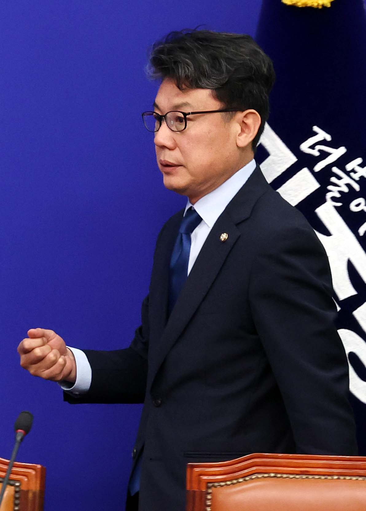 민생 회복 지원을 위한 지원금이 전 국민에게 보편적으로 지급하는 것을 원칙으로 하되, 취약계층에는 추가적인 지원이 있을 것으로 예상된다. [사진=뉴시스]