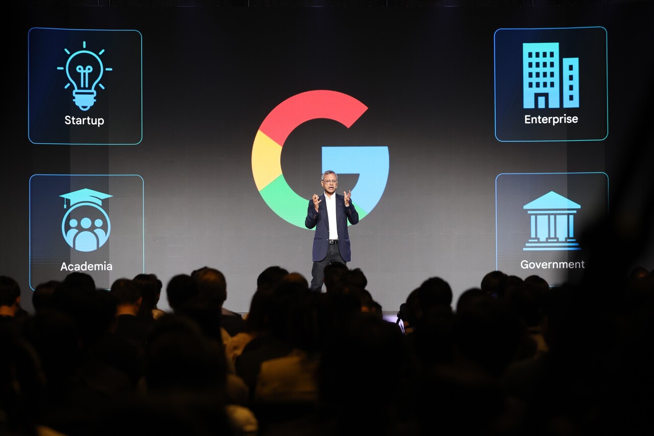 구글 “AI는 창작 협력자”…창의적 확장 도구 포지셔닝 < 전자/IT < 경제 < 기사본문 - 투데이신문