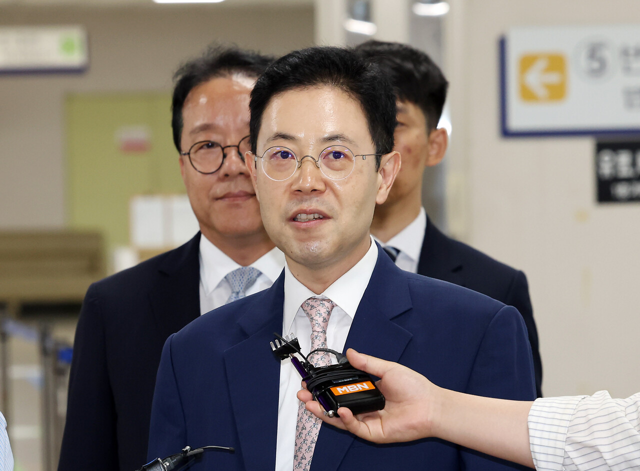 대구고등검찰청 손준성 차장검사가 지난해 7월 24일 서울 서초구 서울고등법원에서 진행된 항소심 5차공판에 출석하고 있다. [사진제공=뉴시스]&nbsp;<br>