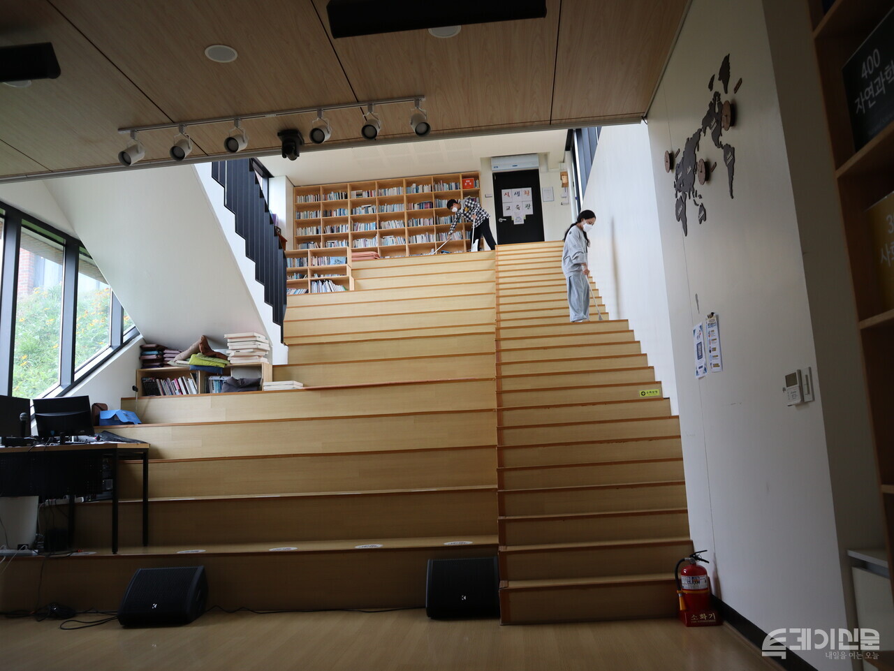 해밀학교 학생들은 수업뿐만 아니라 청소 등 모든 생활을 함께한다. ⓒ투데이신문