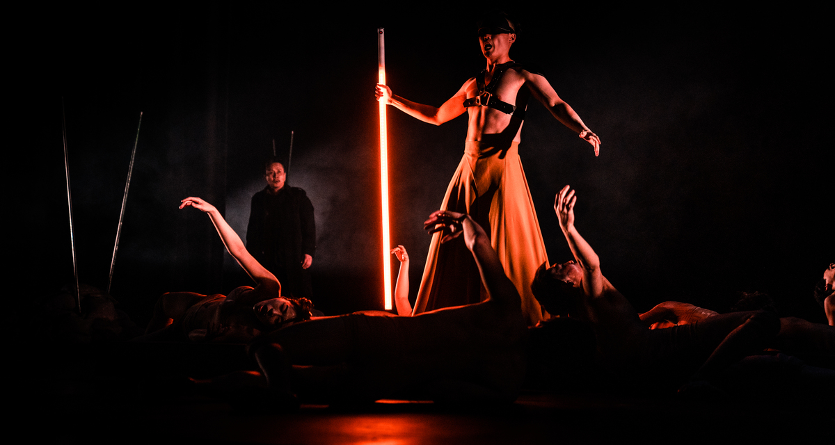 연극 &lt;단테 신곡&gt; 무대의 한 장면 [사진제공=극단 피악]<br>