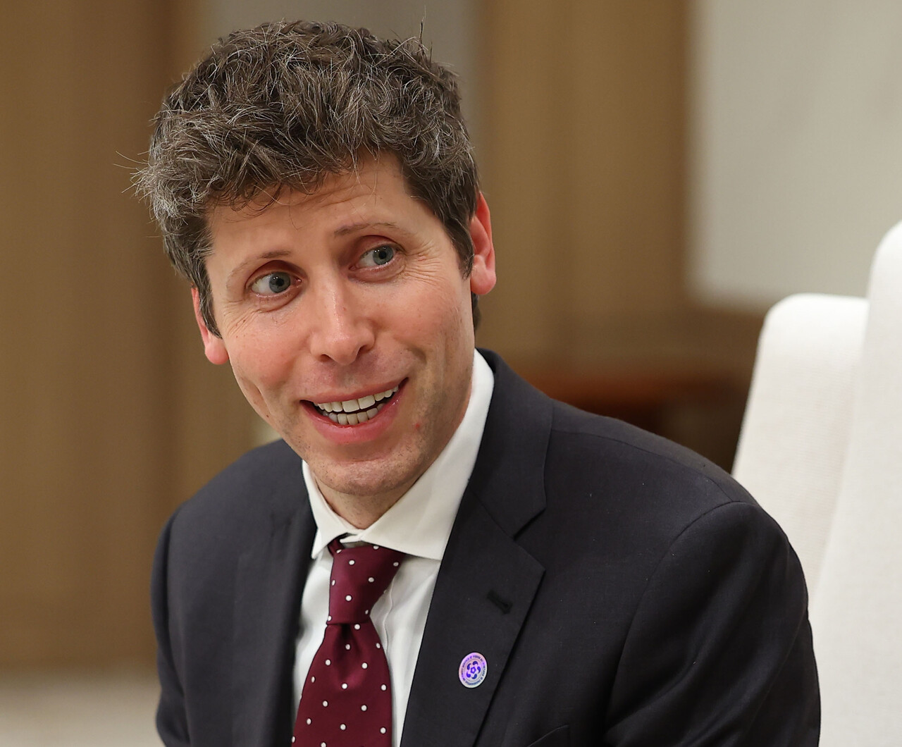 지난 1일 서울 용산 대통령실을 방문한 오픈 AI의 샘 올트먼 CEO. [사진제공=뉴시스]