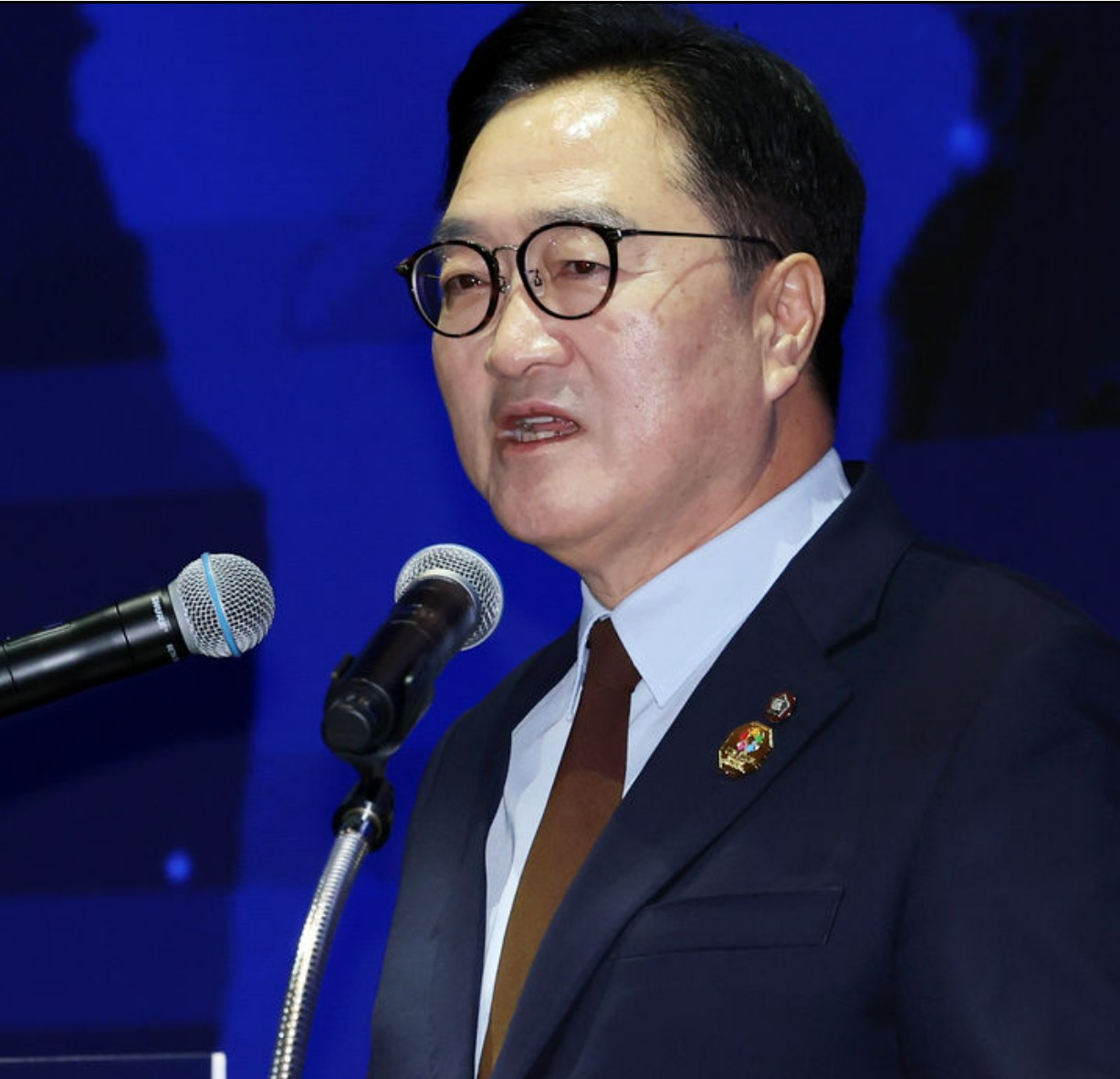 우원식 국회의장이 12일 서울 광진구 그랜드&비스타 워커힐 호텔에서 열린 제11차 믹타(MIKTA) 국회의장회의에서 개회사를 하고 있다. [사진제공=뉴시스]