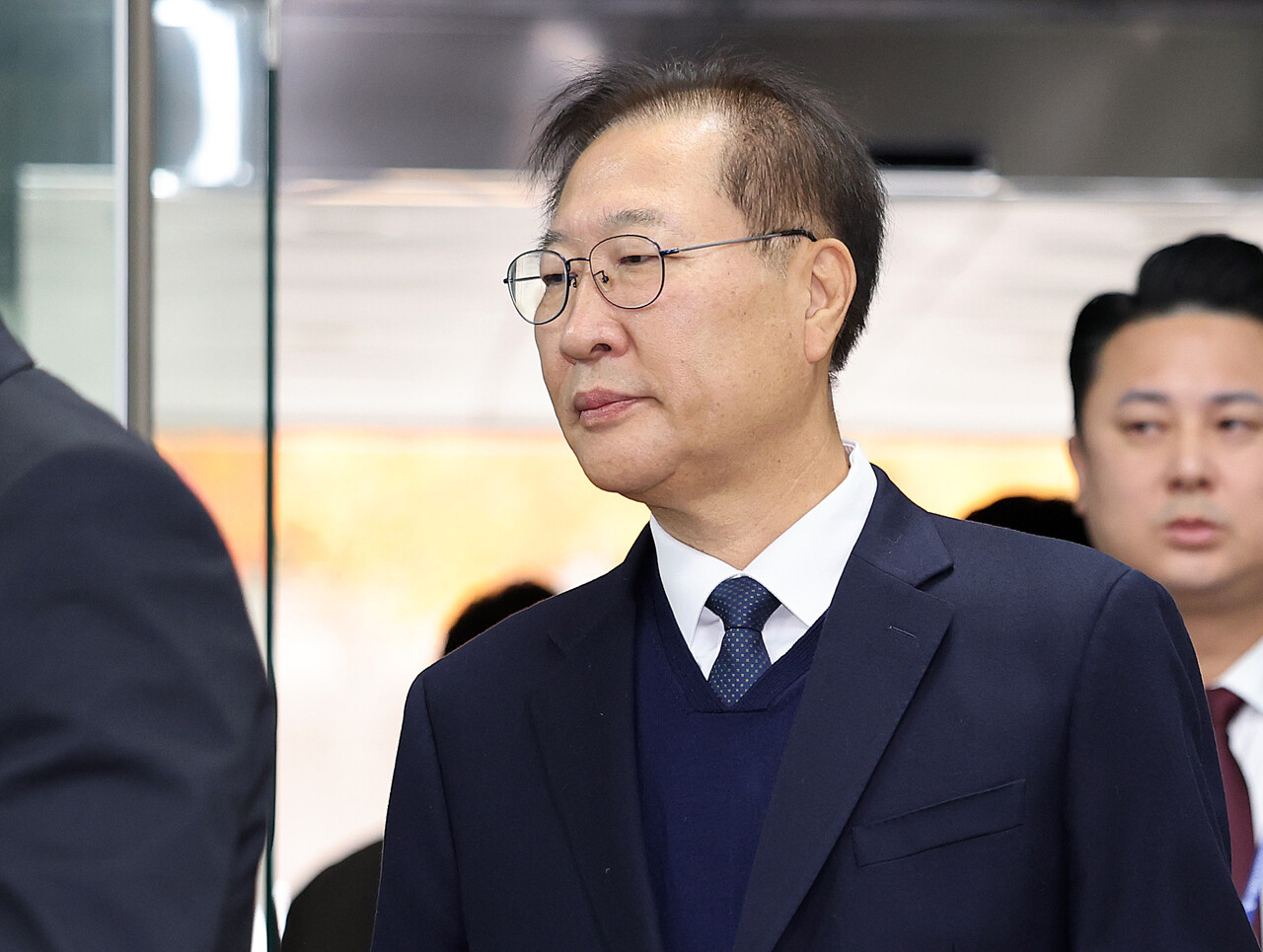 내란중요임무종사, 직권남용권리행사방해 혐의를 받고 있는 박성재 전 법무부 장관이 지난 13일 서울 서초구 서울중앙지방법원에서 진행된 구속 전 피의자 심문(영장실질심사)에 출석하고 있는 모습. [사진제공=뉴시스]