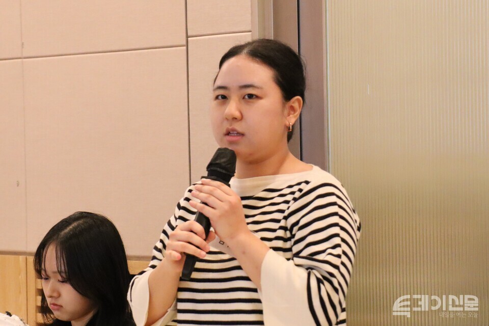 투데이신문이 15일 오전 10시 30분 서울 여의도 FKI타워 컨퍼런스센터 2층에서 제4기 청년플러스 서포터즈 수료식 및 해단식을 개최했다. 김규원 서포터즈가 활동 소감을 발표하고 있다. ⓒ투데이신문