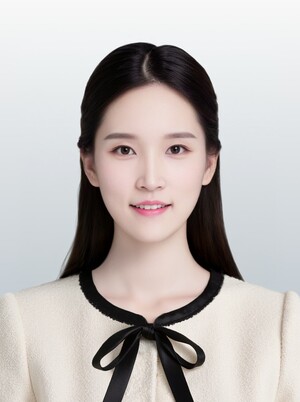 [AI & 퍼스펙티브] 완벽함의 폭력, 미술의 균열— 평균값 이미지와 불완... - 뉴스 썸네일 이미지