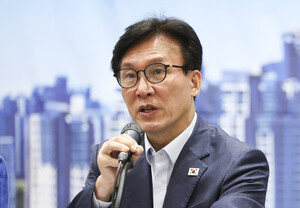 [성기노의 뉴스 피처링] 김민석, 유튜버에 칼 빼들었다…유시민 참전 땐...